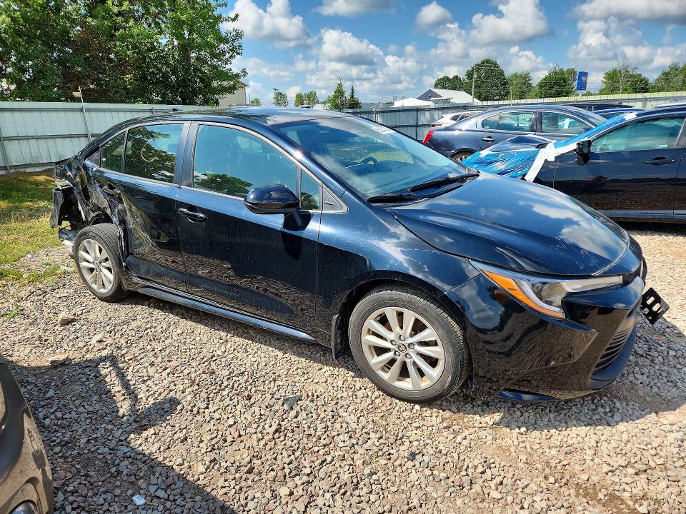 65204046 :رقم المزاد ، JTDB4MEE8P3012043 vin ، 2023 Toyota Corolla مزاد بيع