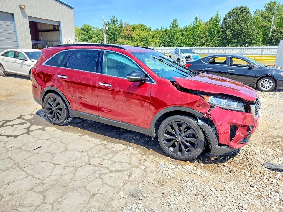 66037546 :رقم المزاد ، 5XYPG4A57LG693594 vin ، 2020 Kia Sorento مزاد بيع