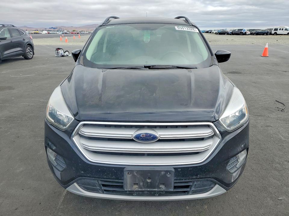 2018 Ford Escape მანქანა იყიდება აუქციონზე, vin: 1FMCU0GD1JUB29073, აუქციონის ნომერი: 65013326