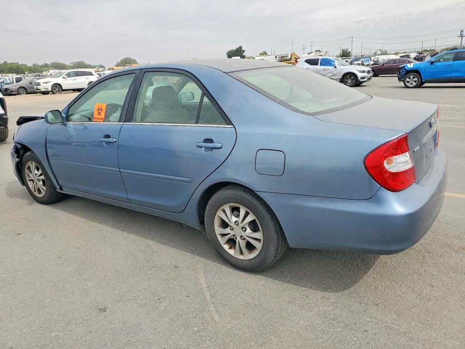 2004 Toyota Camry მანქანა იყიდება აუქციონზე, vin: 4T1BF32K74U571504, აუქციონის ნომერი: 66943926