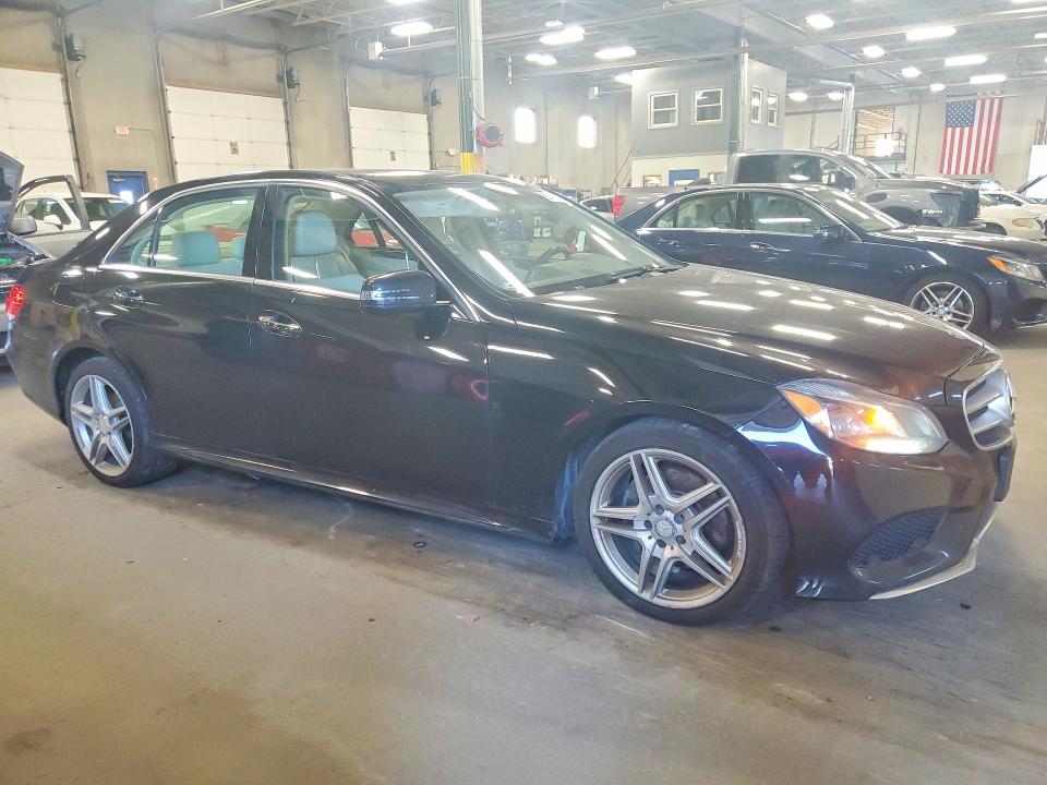 63376436 :رقم المزاد ، WDDHF8JB3EA815249 vin ، 2014 Mercedes-benz E مزاد بيع
