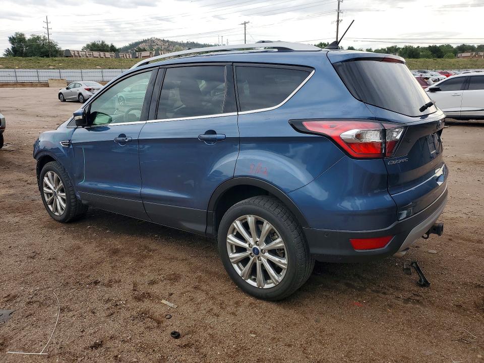 64194996 :رقم المزاد ، 1FMCU9J91JUA09881 vin ، 2018 Ford Escape مزاد بيع