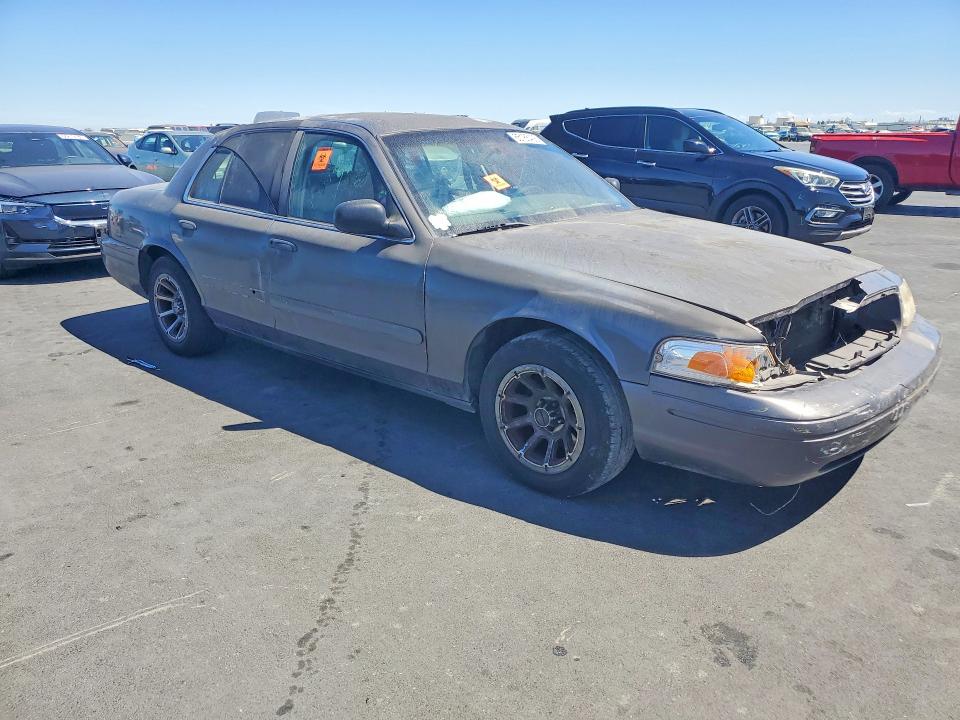 Продаж на аукціоні авто 2001 Ford Crown Victoria, vin: 2FAFP71W91X127310, номер лоту: 65185406