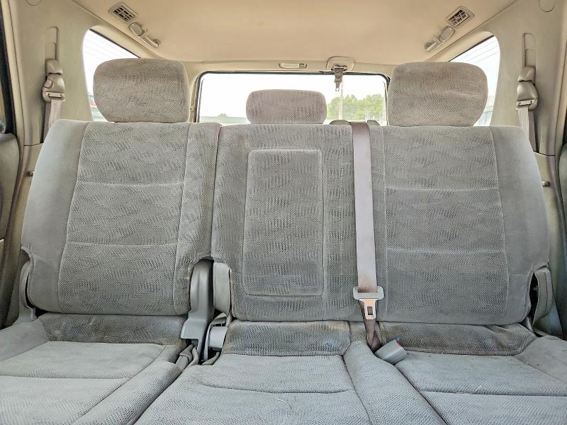 2005 Toyota Sequoia მანქანა იყიდება აუქციონზე, vin: 5TDZT34A35S259329, აუქციონის ნომერი: 64242106