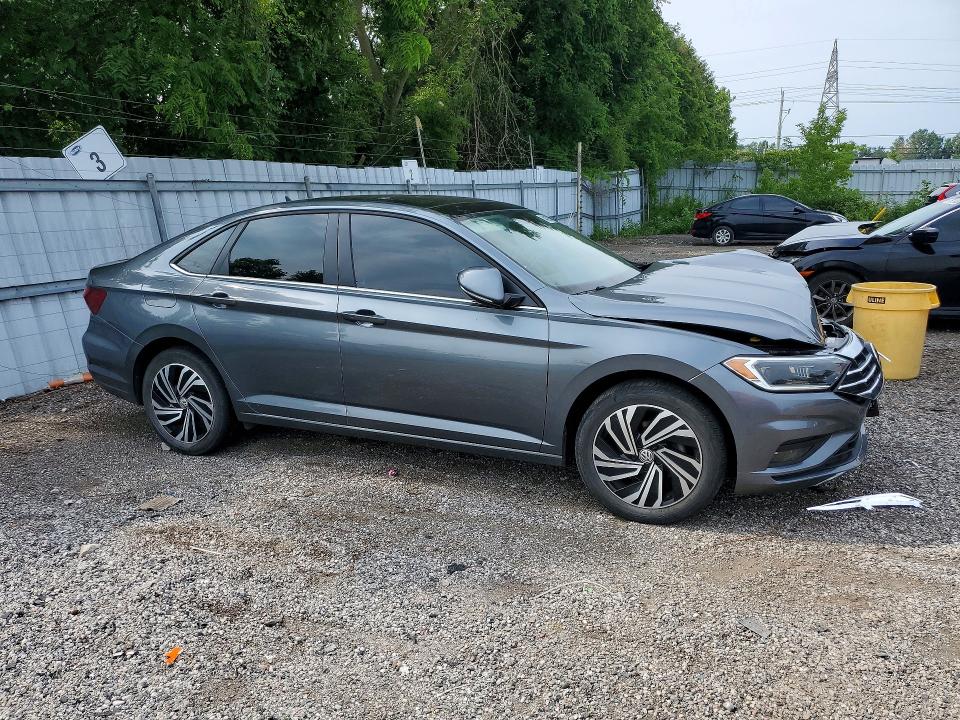 64209066 :رقم المزاد ، 3VWG57BU7MM071706 vin ، 2021 Volkswagen Jetta مزاد بيع