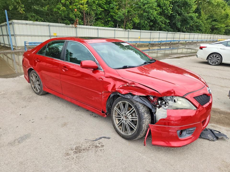 2011 Toyota Camry მანქანა იყიდება აუქციონზე, vin: 4T1BF3EK1BU672644, აუქციონის ნომერი: 64963166