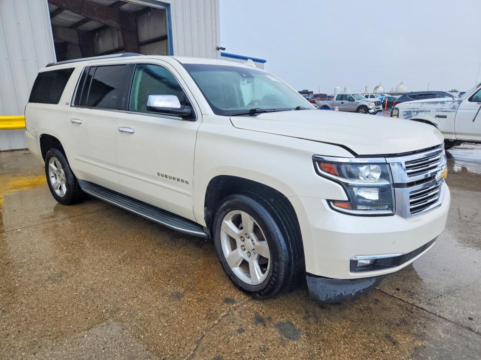 64184396 :رقم المزاد ، 1GNSCKKC8FR726025 vin ، 2015 Chevrolet Suburban مزاد بيع