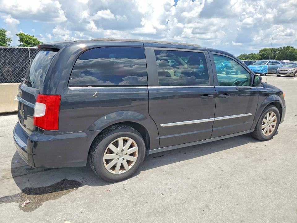 Auction sale of the 2016 Chrysler Town & Country, vin: 2C4RC1BG4GR110774, lot number: 64433516