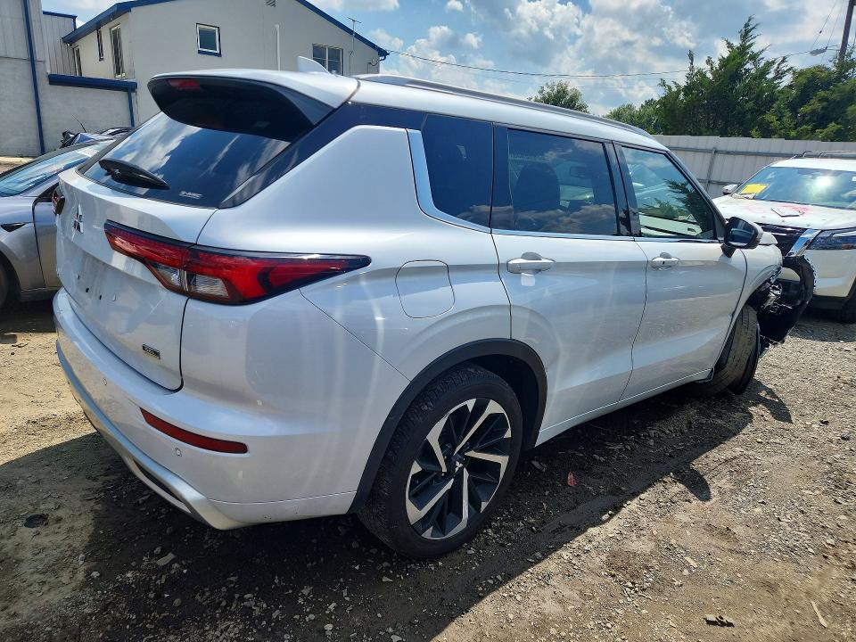 Продажа на аукционе авто 2022 Mitsubishi Outlander, vin: JA4J4VA80NZ060819, номер лота: 63915536