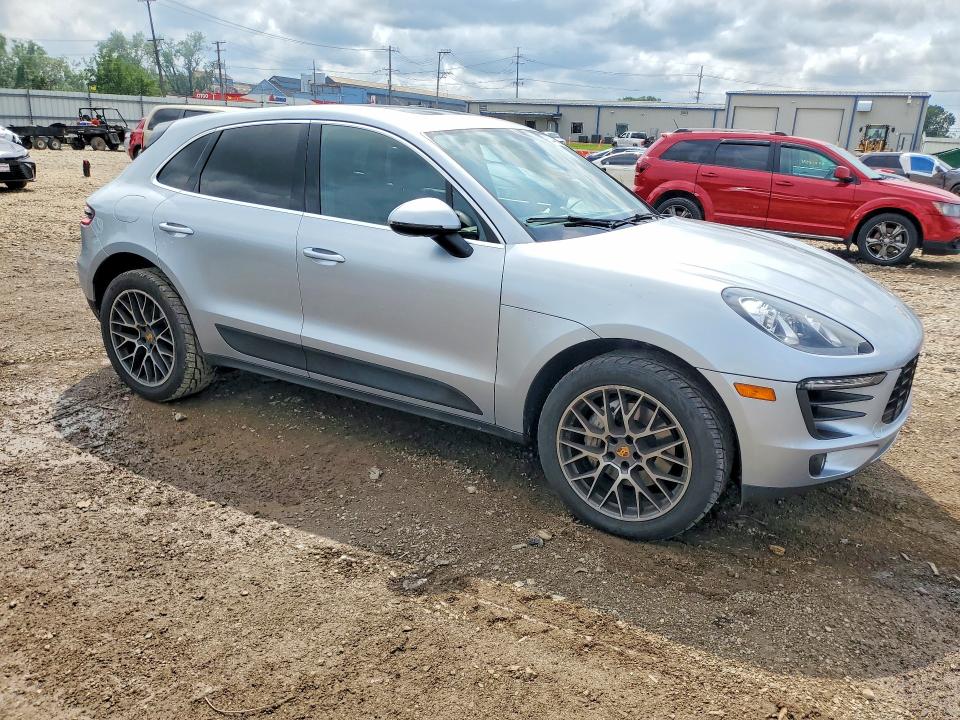 Продаж на аукціоні авто 2016 Porsche Macan, vin: WP1AB2A56GLB44700, номер лоту: 63445556