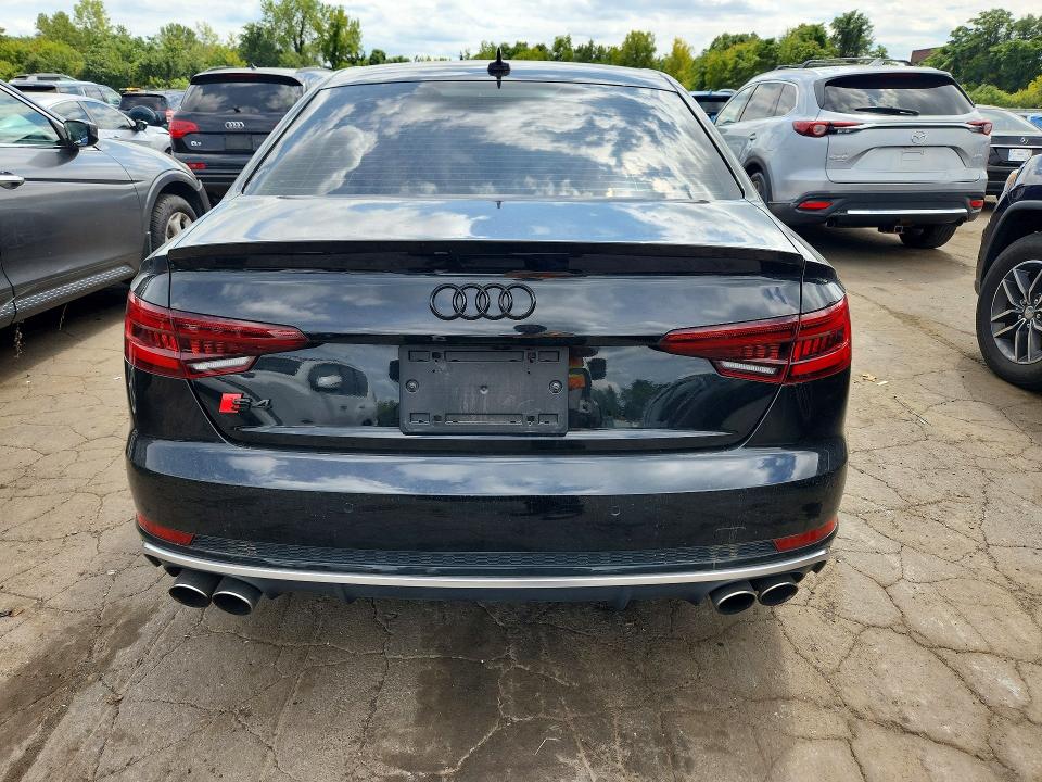 Продажа на аукционе авто 2018 Audi S4, vin: WAUB4AF4XJA234622, номер лота: 67142976