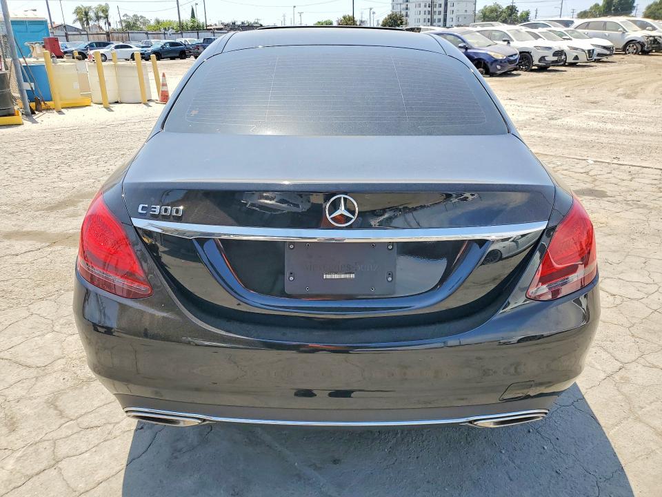 2020 Mercedes-benz C მანქანა იყიდება აუქციონზე, vin: WDDWF8DB0LR558472, აუქციონის ნომერი: 63903716