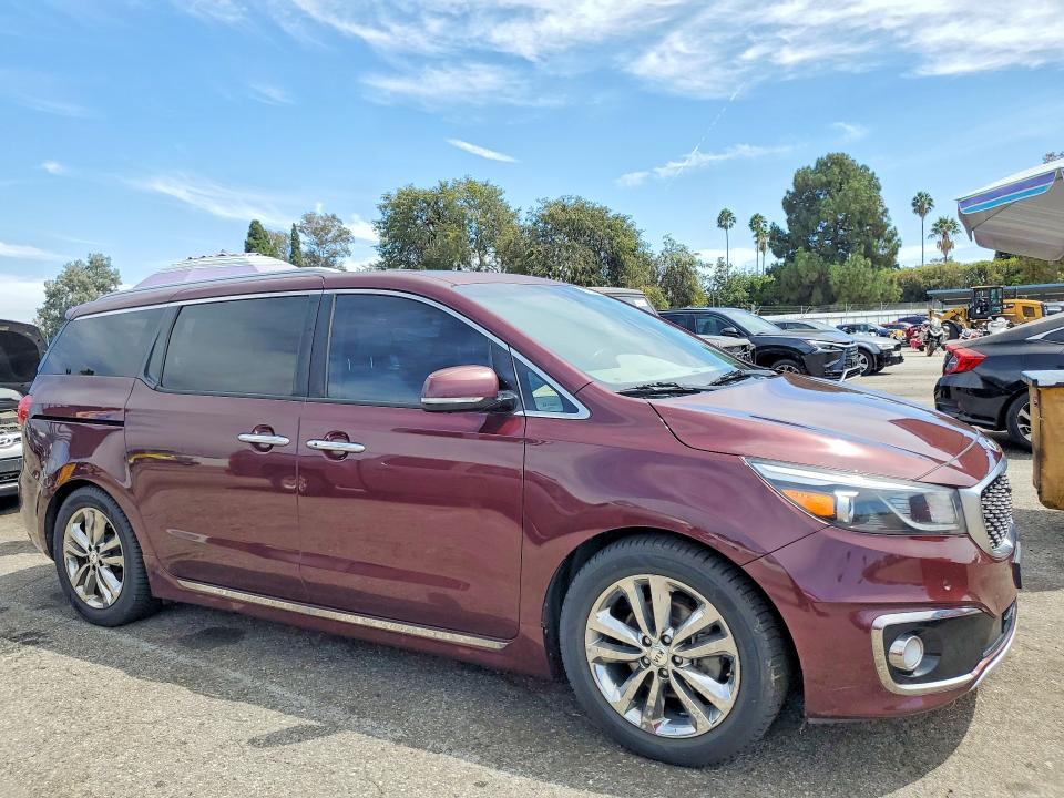 66077986 :رقم المزاد ، KNDME5C18G6142687 vin ، 2016 Kia Sedona مزاد بيع
