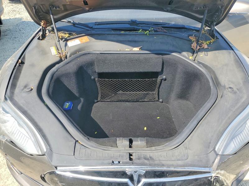 64968116 :رقم المزاد ، 5YJSA1E13GF133974 vin ، 2016 Tesla Model S مزاد بيع
