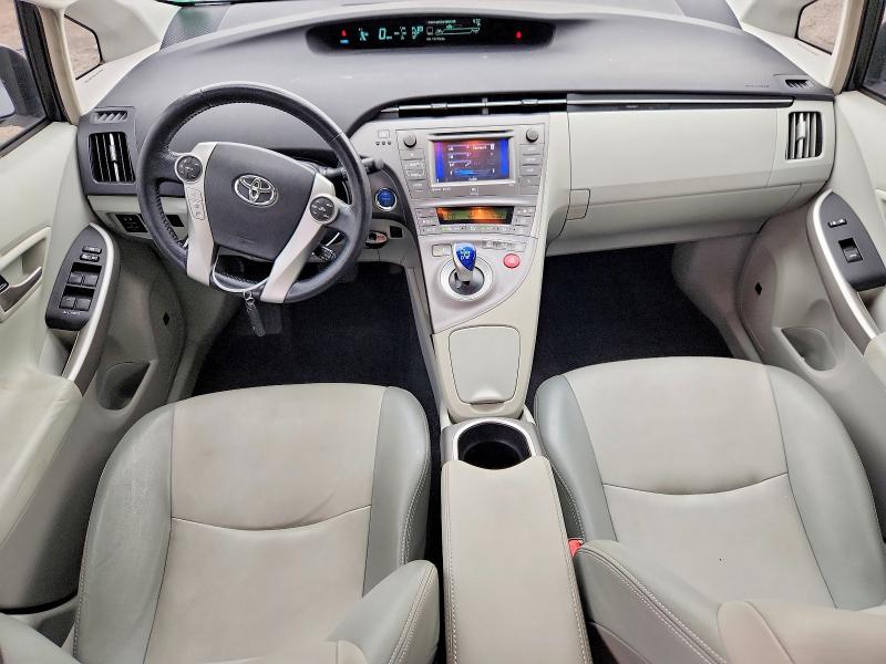 2015 Toyota Prius მანქანა იყიდება აუქციონზე, vin: JTDKN3DU7F1940923, აუქციონის ნომერი: 64328316