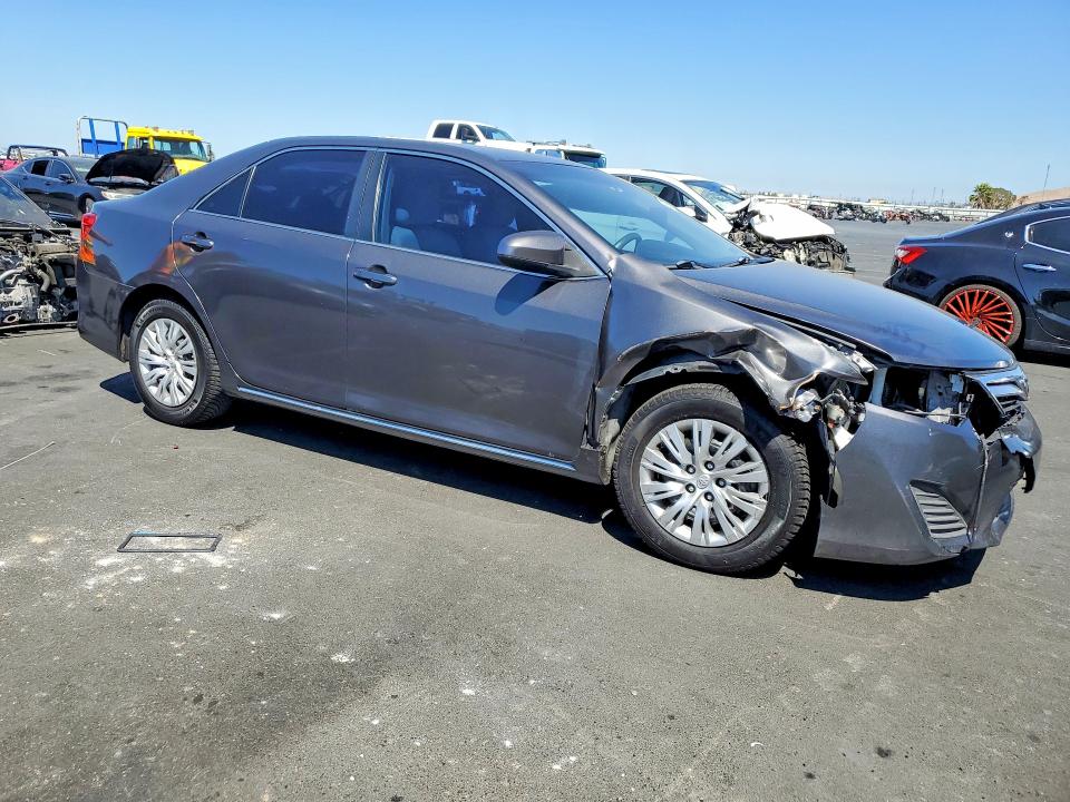 Aukcja sprzedaży 2014 Toyota Camry, vin: 4T4BF1FK2ER391742, numer aukcji: 62714056