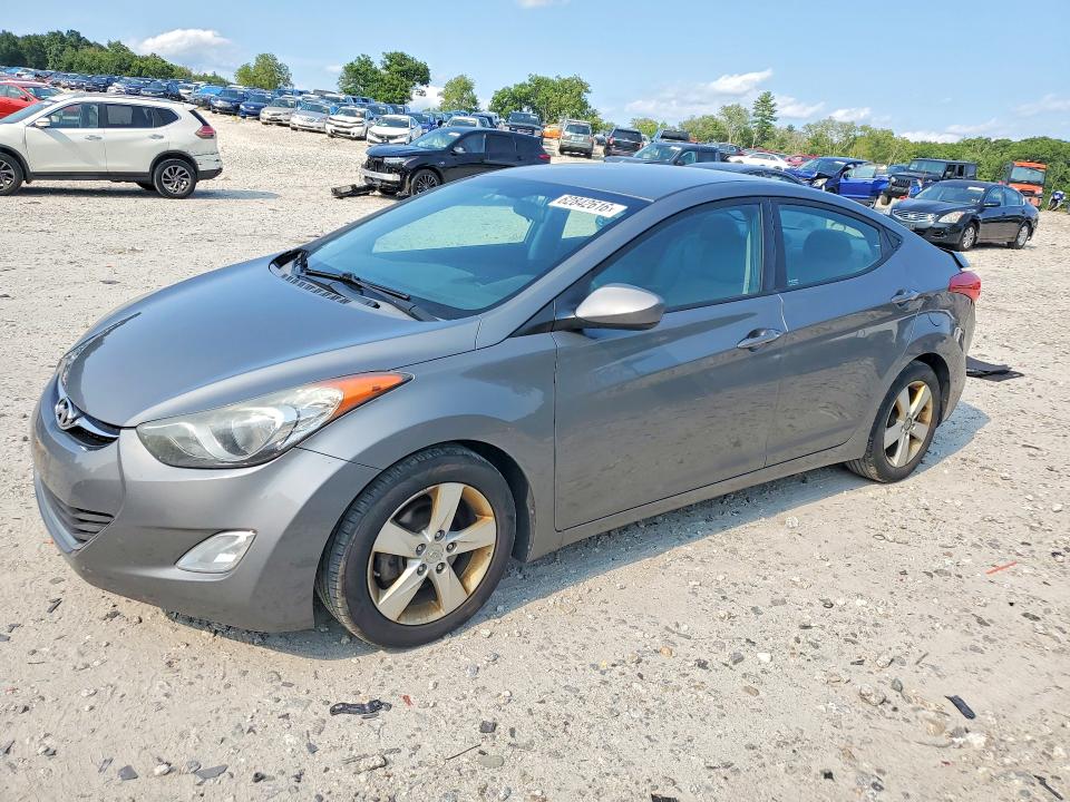 2013 Hyundai Elantra მანქანა იყიდება აუქციონზე, vin: 5NPDH4AE1DH381121, აუქციონის ნომერი: 62842616