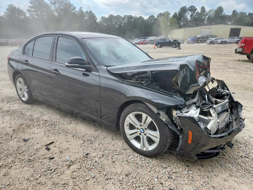 66809246 :رقم المزاد ، WBA8E9G5XGNT44407 vin ، 2016 Bmw 328 مزاد بيع