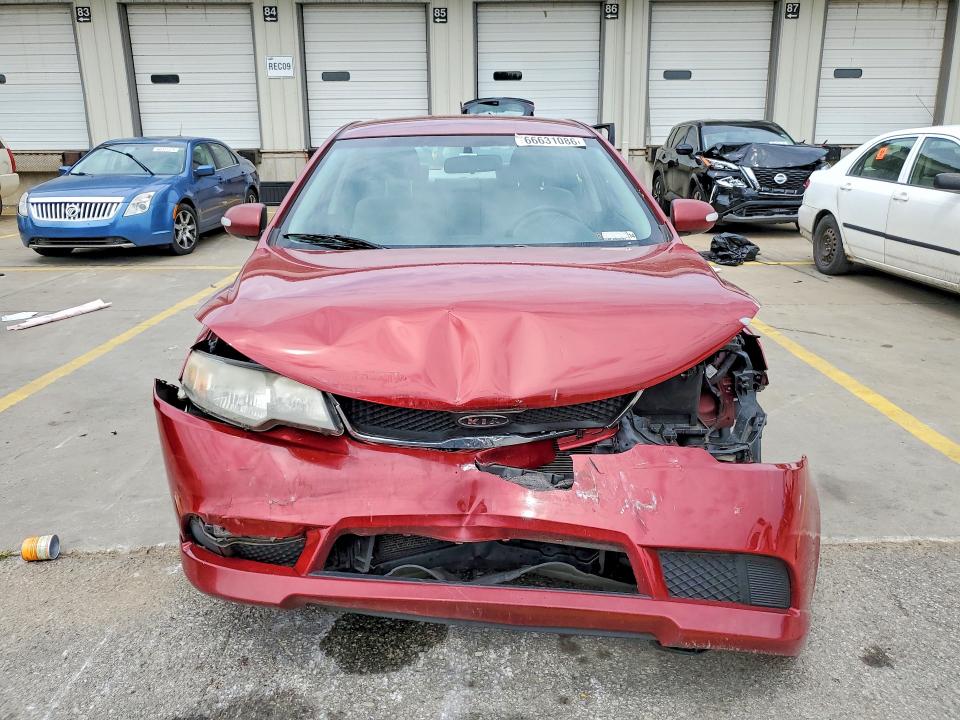 2010 Kia Forte მანქანა იყიდება აუქციონზე, vin: KNAFU4A2XA5866053, აუქციონის ნომერი: 66631086