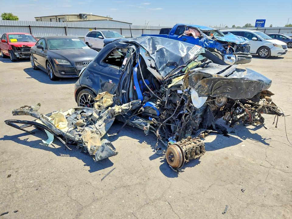 66778326 :رقم المزاد ، 3C3CFFFH9JT420747 vin ، 2018 Fiat 500 مزاد بيع
