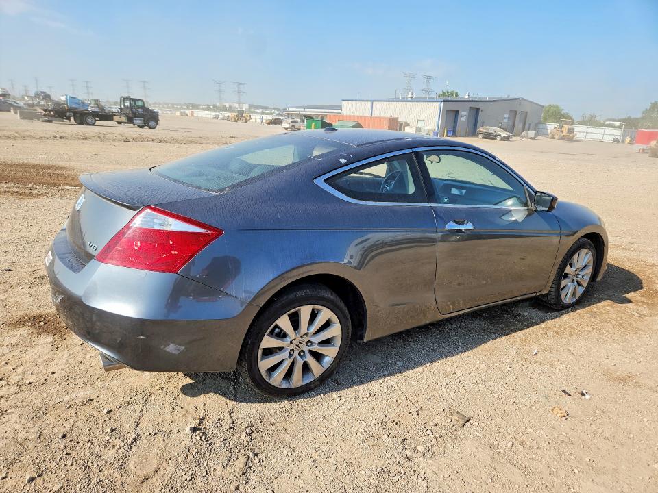 67008586 :رقم المزاد ، 1HGCS2B89AA010576 vin ، 2010 Honda Accord مزاد بيع