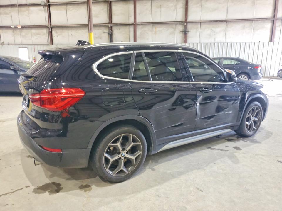 Aukcja sprzedaży 2017 Bmw X1, vin: WBXHT3C31H5F77402, numer aukcji: 64055536