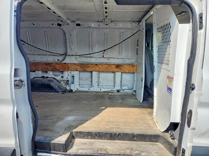 68655346 :رقم المزاد ، 1FTNE1YM5FKA81207 vin ، 2015 Ford Transit مزاد بيع