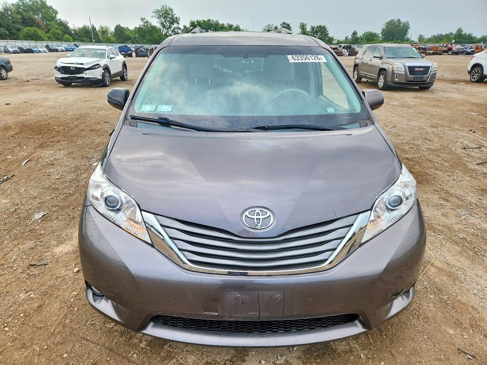 2013 Toyota Sienna მანქანა იყიდება აუქციონზე, vin: 5TDYK3DC5DS370883, აუქციონის ნომერი: 63356126