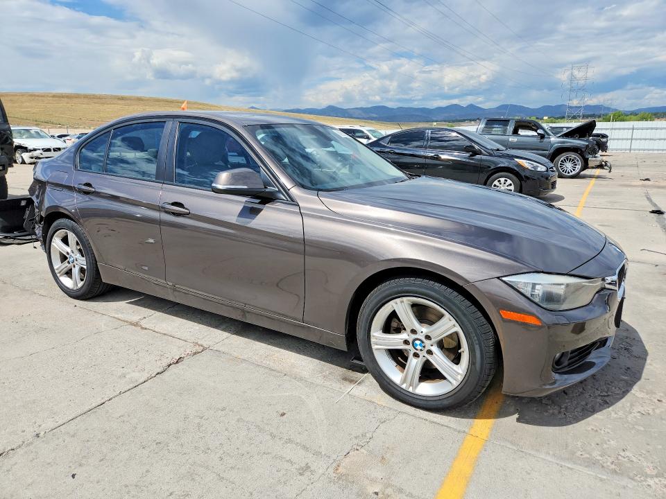 66226726 :رقم المزاد ، WBA3B5C51DF590219 vin ، 2013 Bmw 328 مزاد بيع