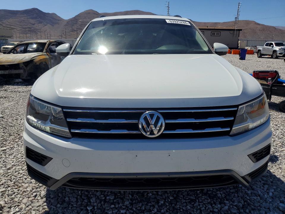 Продаж на аукціоні авто 2021 Volkswagen Tiguan, vin: 3VV3B7AX8MM065792, номер лоту: 63925286