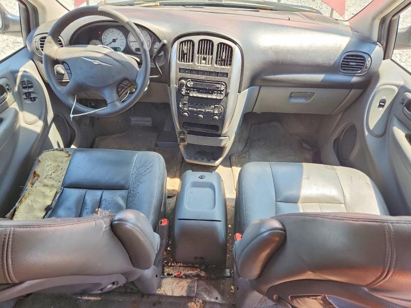 2005 Chrysler Town & Country მანქანა იყიდება აუქციონზე, vin: 2C4GP54L85R536347, აუქციონის ნომერი: 65324106