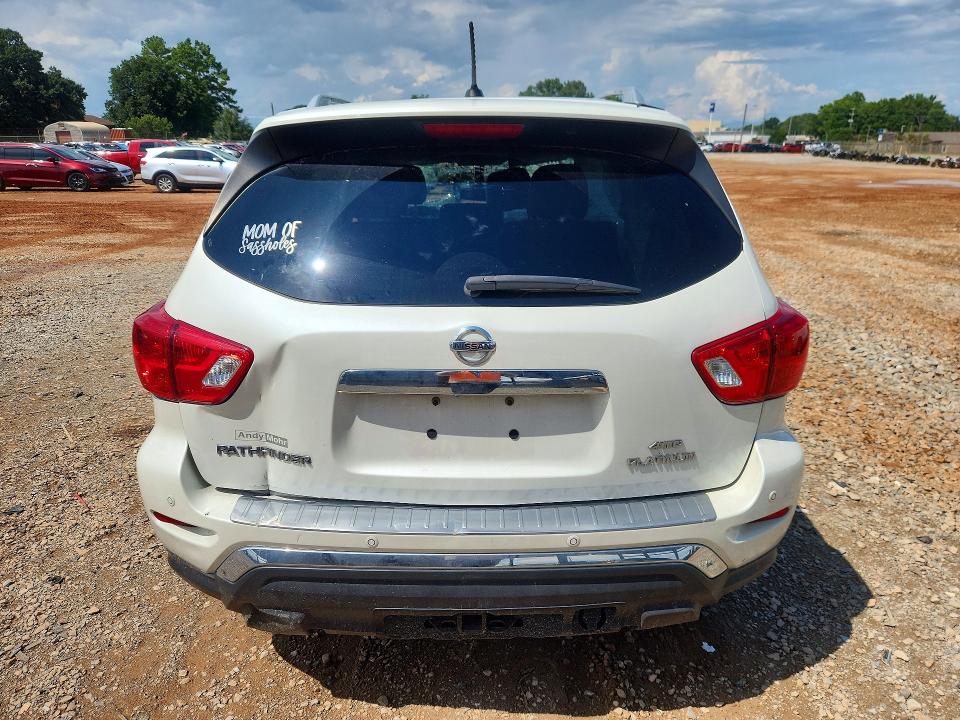 2017 Nissan Pathfinder მანქანა იყიდება აუქციონზე, vin: 5N1DR2MM1HC695854, აუქციონის ნომერი: 64111876