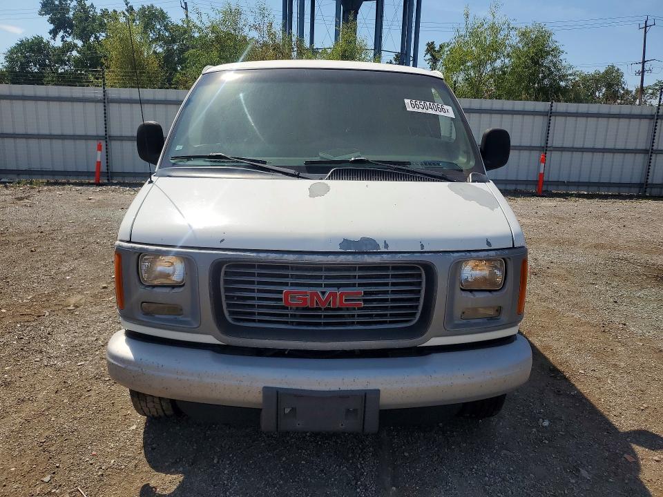 66504066 :رقم المزاد ، 1GTHG39R611100875 vin ، 2001 Gmc Savana مزاد بيع