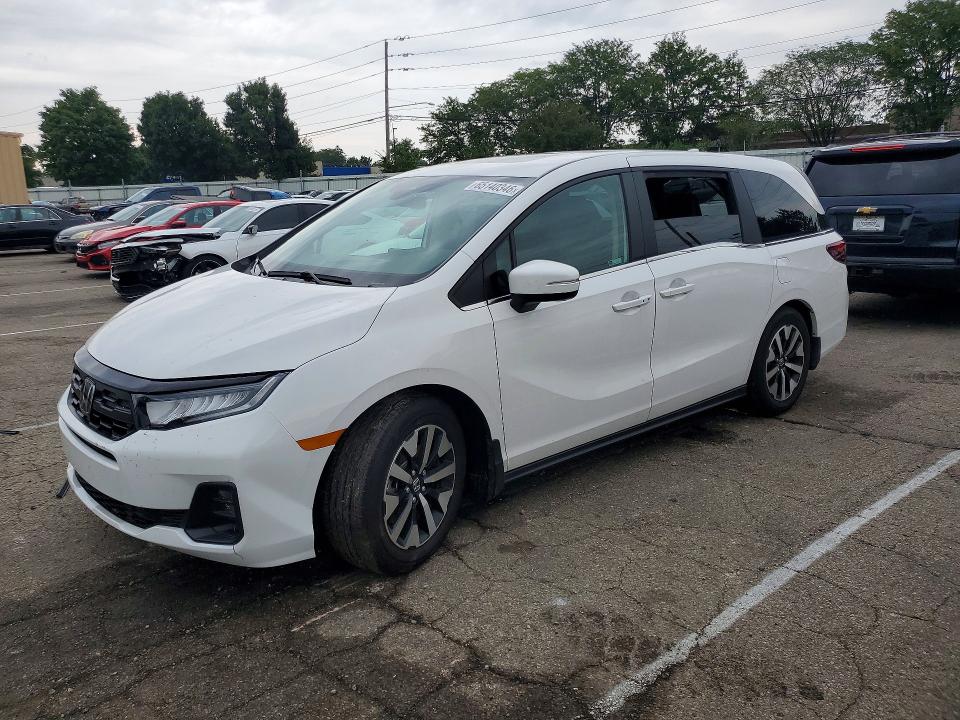 Auction sale of the 2026 Honda Odyssey, vin: 5FNRL6H69TB057796, lot number: 65140346