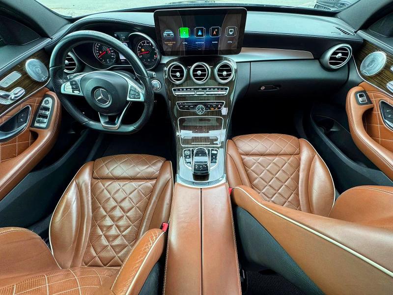 63439586 :رقم المزاد ، 55SWF6EB7JU256739 vin ، 2018 Mercedes-benz C مزاد بيع