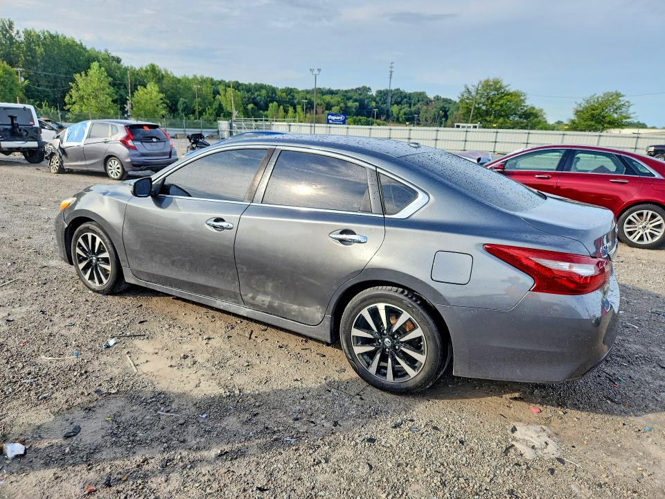 65316556 :رقم المزاد ، 1N4AL3AP6JC174380 vin ، 2018 Nissan Altima مزاد بيع