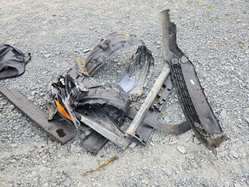 65492836 :رقم المزاد ، 7MUBAABGXNV033359 vin ، 2022 Toyota Corolla Cross مزاد بيع