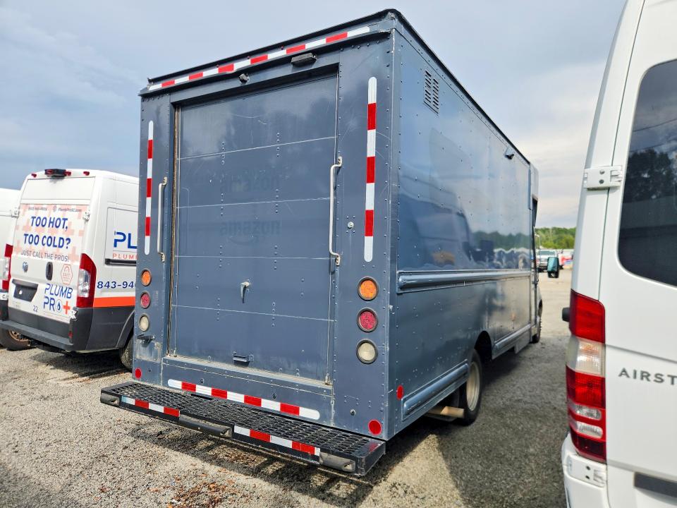 61498196 :رقم المزاد ، 1FDDF6P85MKA17848 vin ، 2021 Ford Transit مزاد بيع