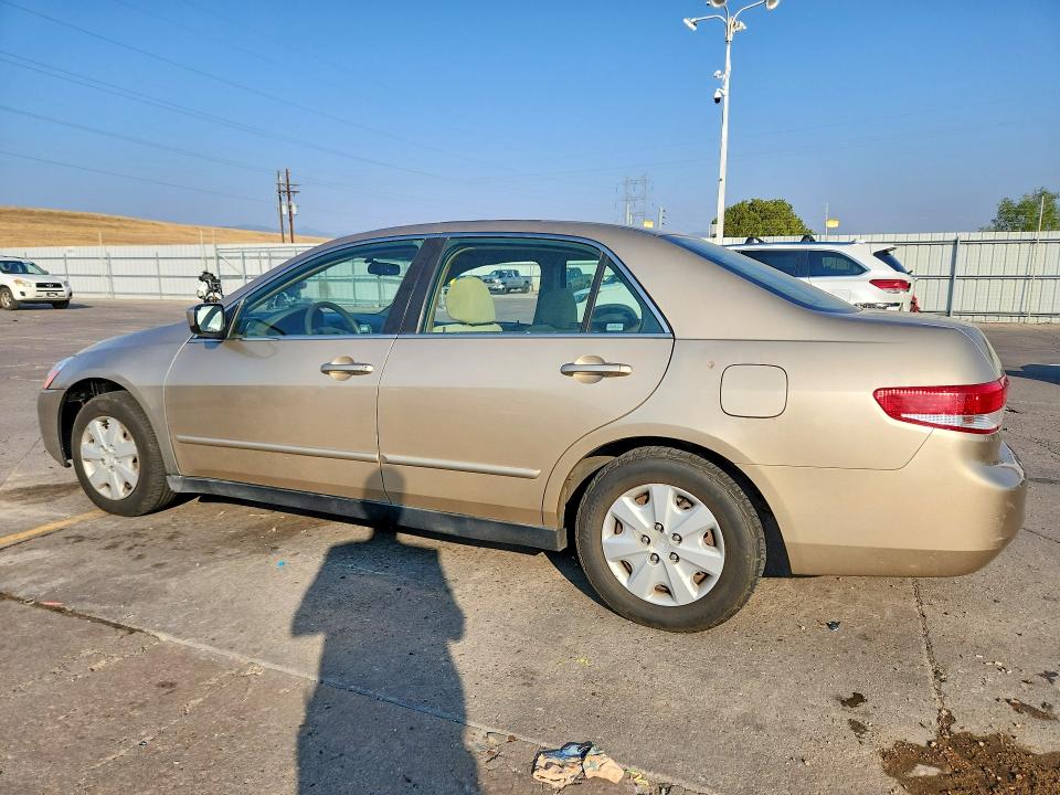 2004 Honda Accord მანქანა იყიდება აუქციონზე, vin: 1HGCM56394A176871, აუქციონის ნომერი: 64318126