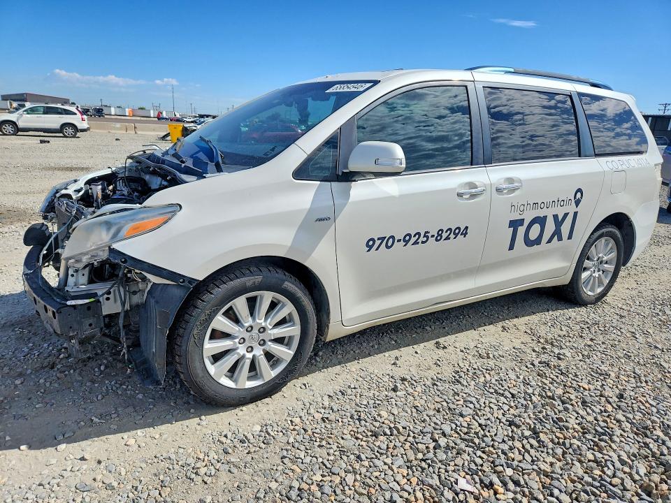 2017 Toyota Sienna მანქანა იყიდება აუქციონზე, vin: 5TDDZ3DC7HS152900, აუქციონის ნომერი: 65854946