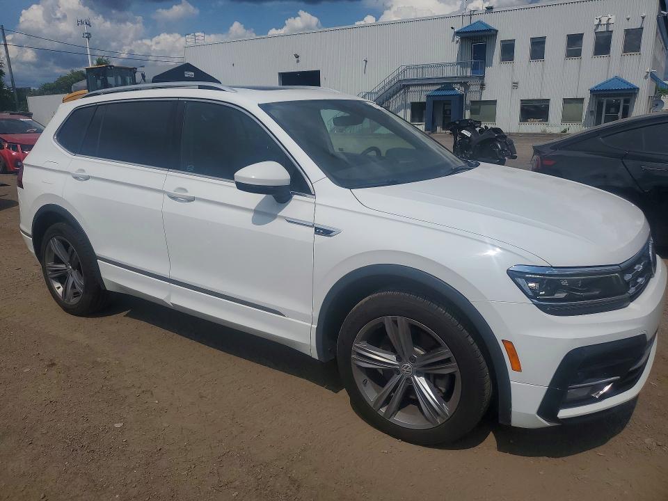 64157416 :رقم المزاد ، 3VV4B7AXXLM106197 vin ، 2020 Volkswagen Tiguan مزاد بيع