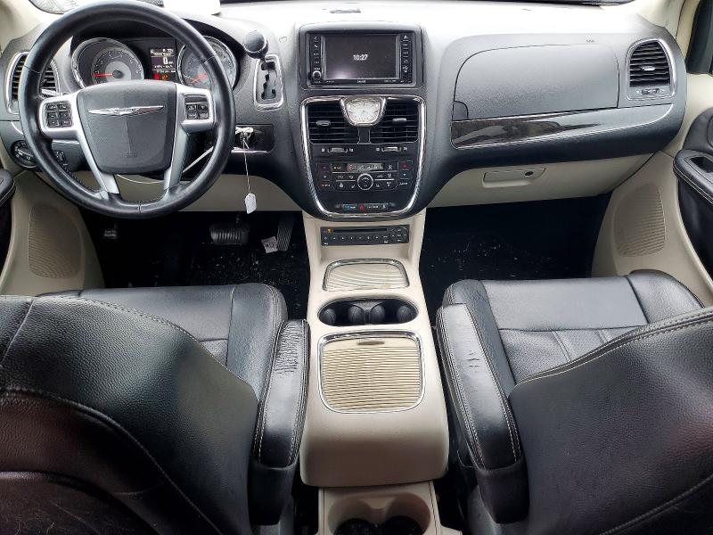 64722016 :رقم المزاد ، 2C4RC1CG3DR574939 vin ، 2013 Chrysler Town & Country مزاد بيع