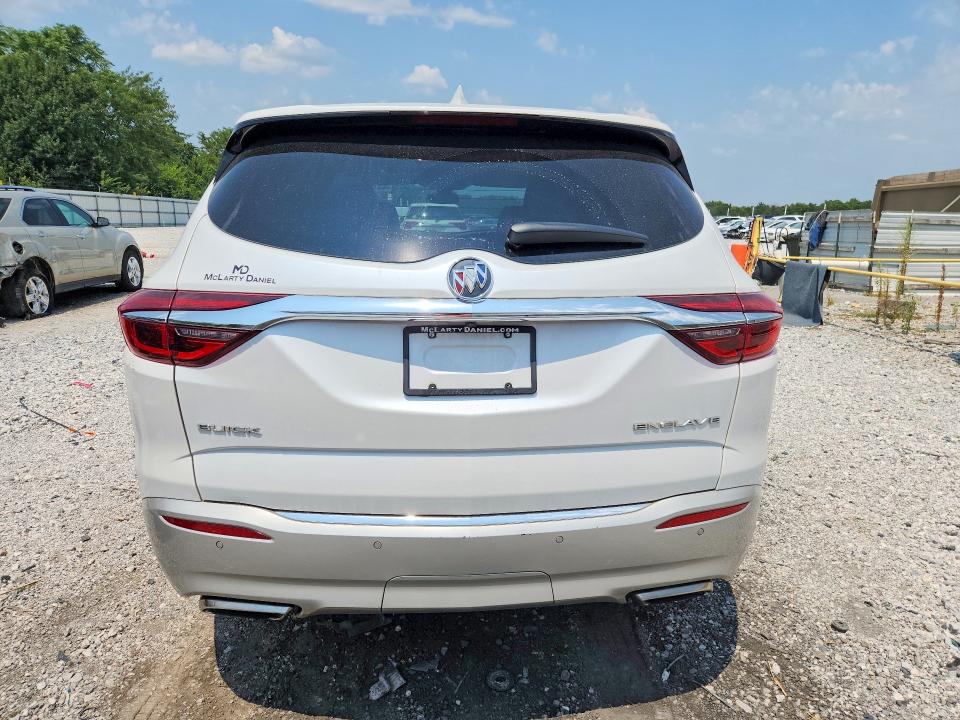 63185586 :رقم المزاد ، 5GAERCKW1JJ154826 vin ، 2018 Buick Enclave مزاد بيع