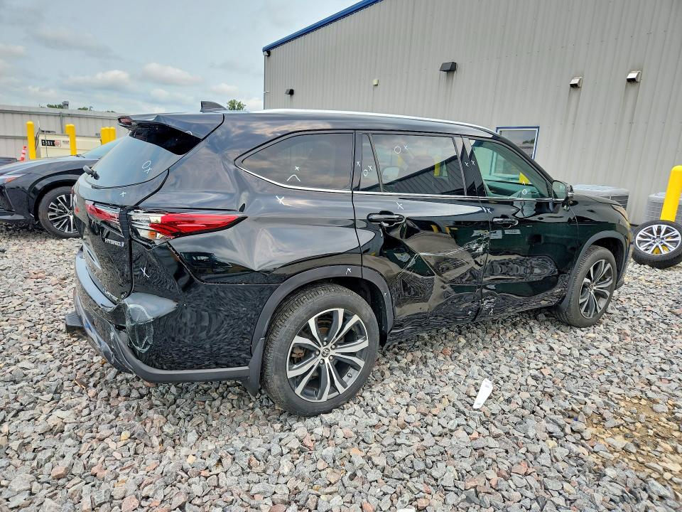 64333436 :رقم المزاد ، 5TDXBRCH2PS573326 vin ، 2023 Toyota Highlander Hybrid مزاد بيع