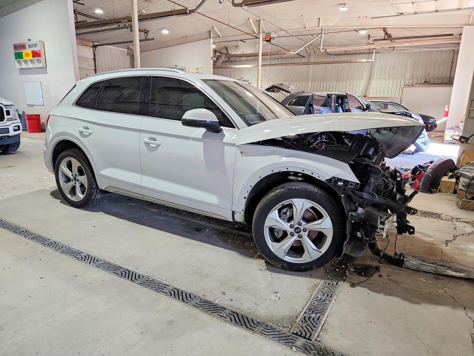 65624216 :رقم المزاد ، WA1EAAFY3N2043369 vin ، 2022 Audi Q5 مزاد بيع