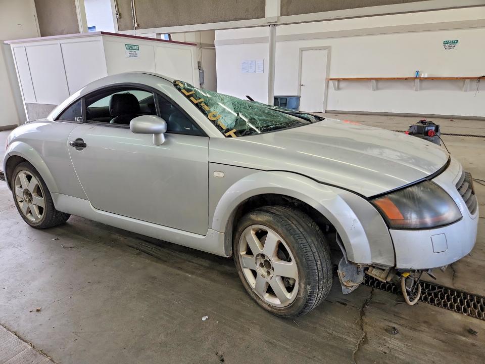 66478876 :رقم المزاد ، TRUSX28N411020513 vin ، 2001 Audi Tt مزاد بيع