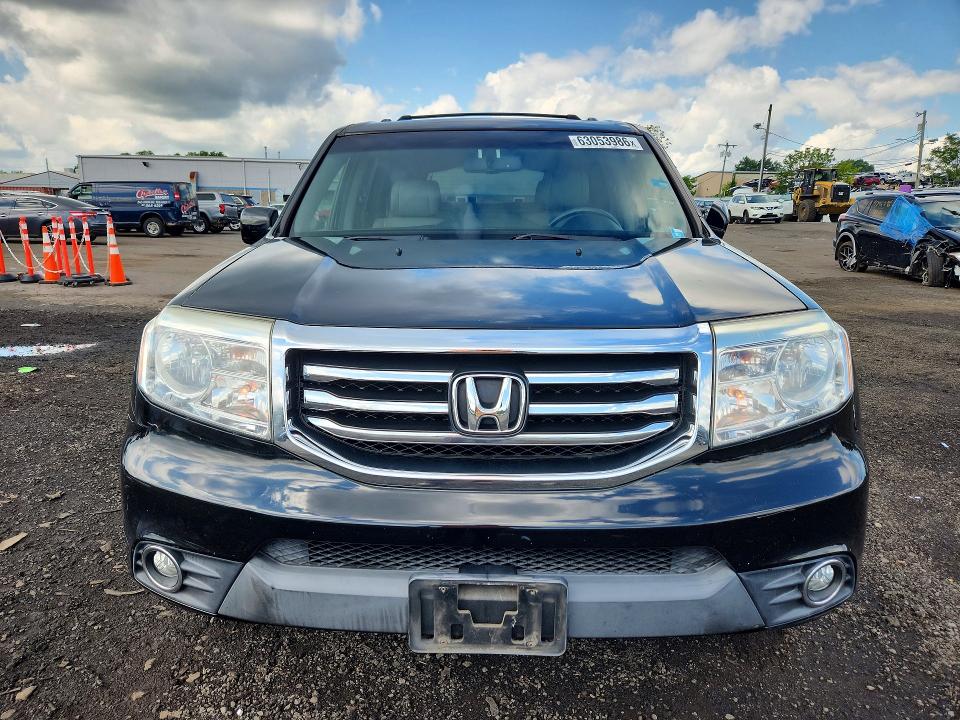 63053986 :رقم المزاد ، 5FNYF4H5XCB059880 vin ، 2012 Honda Pilot مزاد بيع