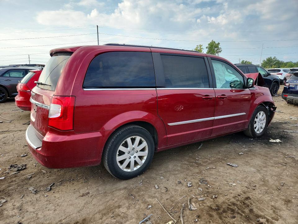 65941706 :رقم المزاد ، 2C4RC1BG3FR697368 vin ، 2015 Chrysler Town & Country مزاد بيع