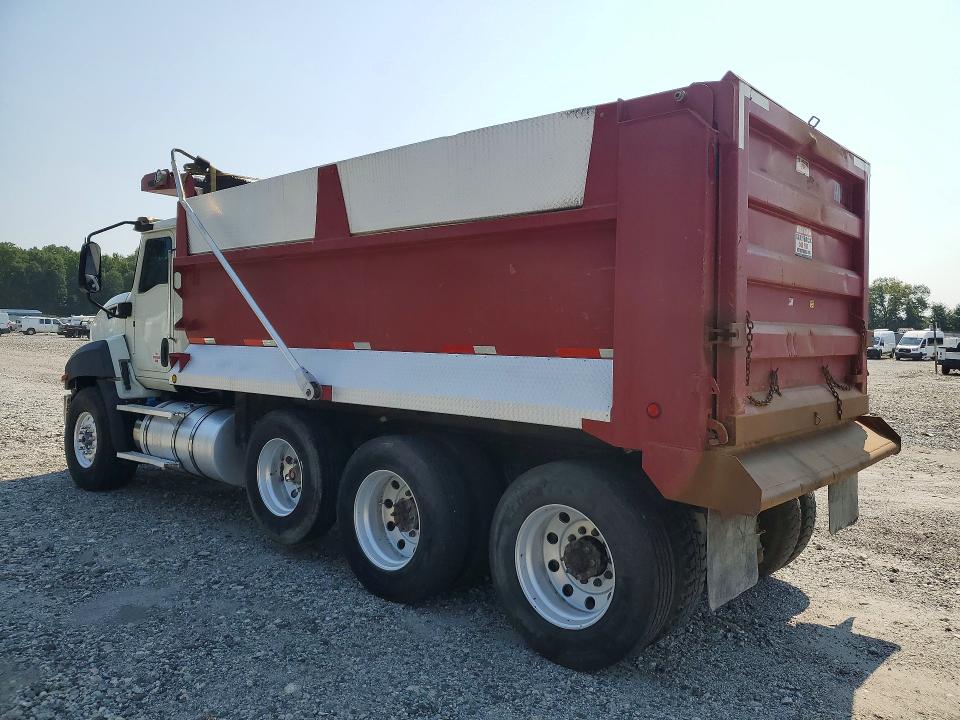 64898486 :رقم المزاد ، 3HTJGTKT7FN507103 vin ، 2015 Caterpillar Ct660 مزاد بيع