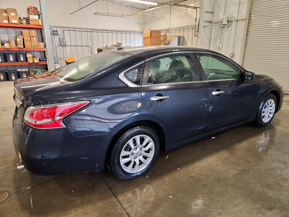 64606306 :رقم المزاد ، 1N4AL3AP3FC263458 vin ، 2015 Nissan Altima مزاد بيع
